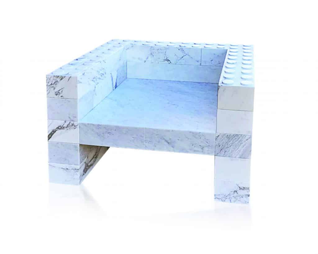 Fauteuil version jeu de construction en marbre blanc de Carrare - Création originale sur mesure