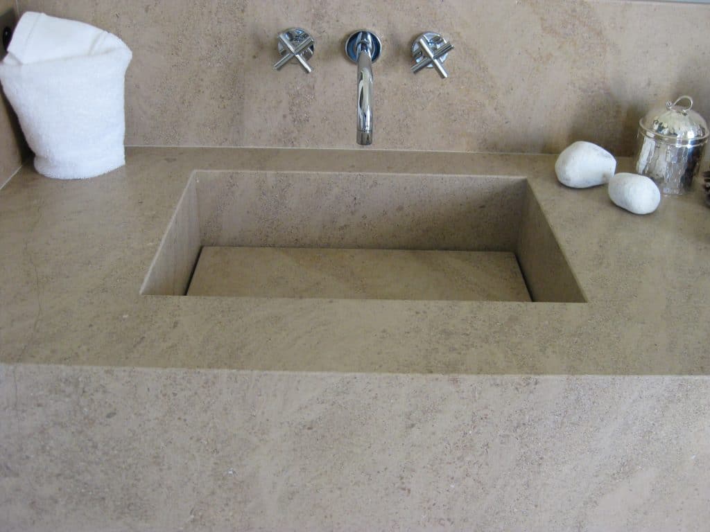 Pierre pour salle de bain - Vasque en pierre calcaire d'Egypte