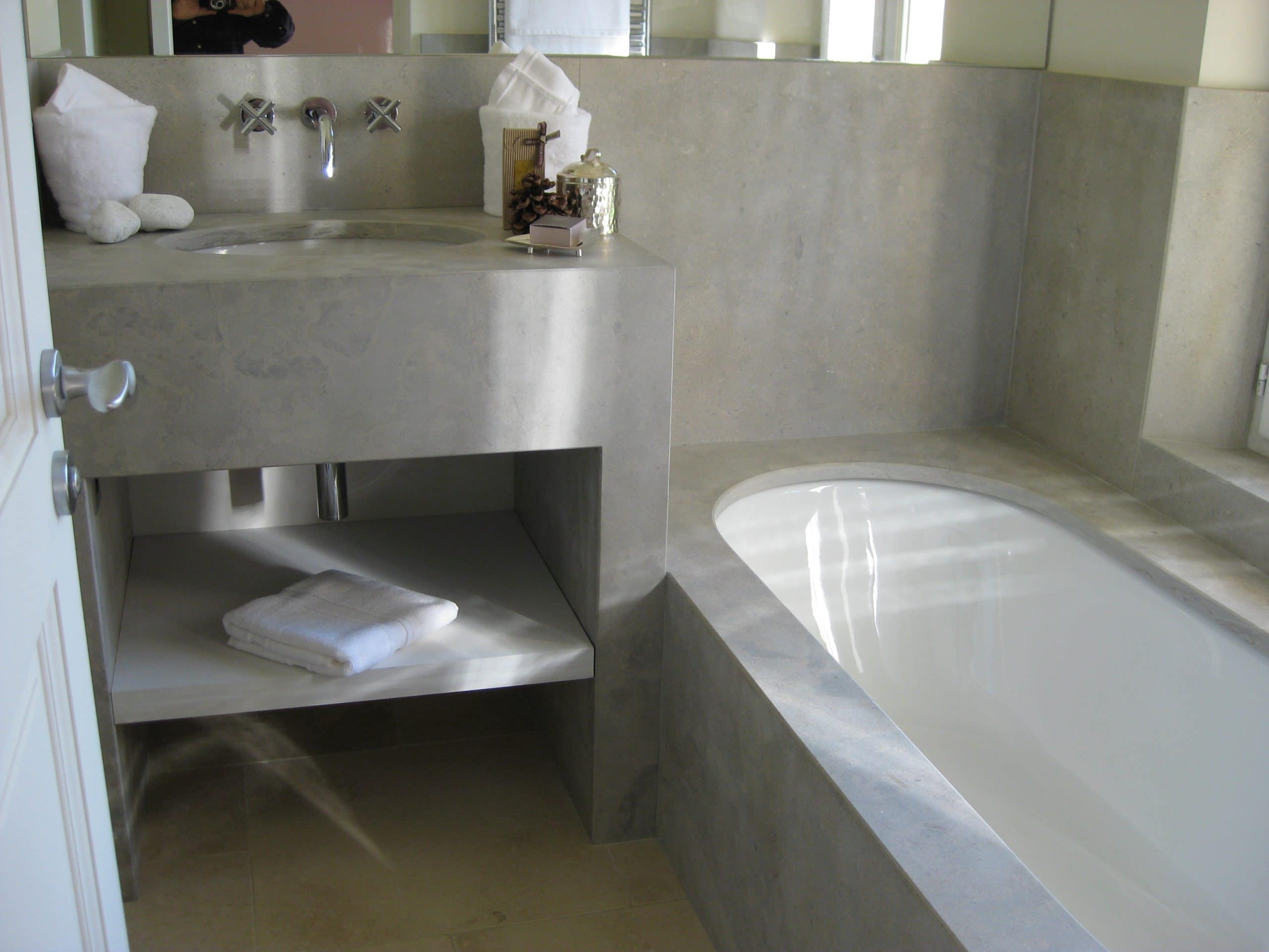 Salle de bain en pierre